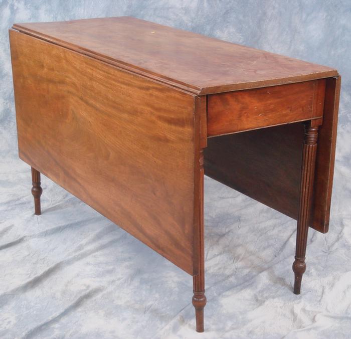 Mahogany Sheraton drop leaf