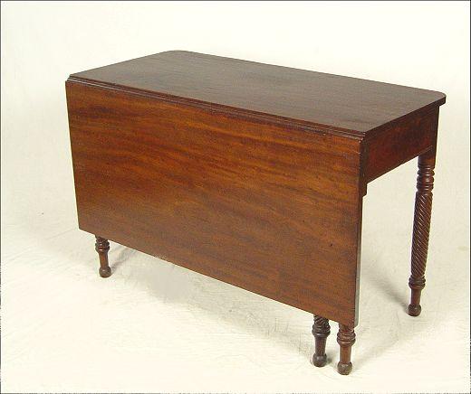 MAHOGANY SHERATON DROP LEAF