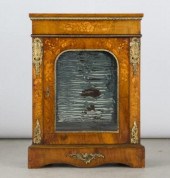 MAHOGANY SIDE CABINETA 19th ce