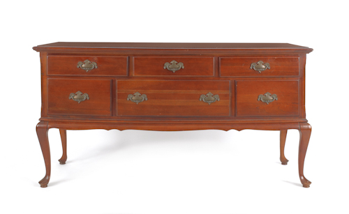 Mahogany sideboard with cabriole