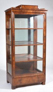 MAHOGANY SINGLE DOOR DISPLAY C