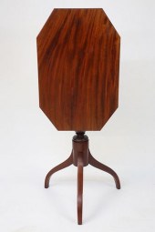MAHOGANY SPIDER LEG TILT TOP C