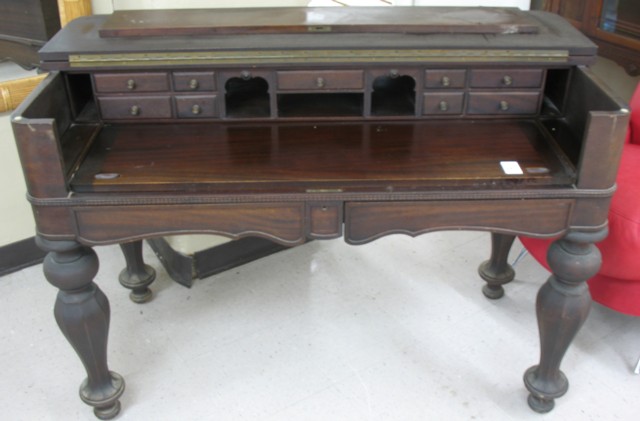 MAHOGANY SPINET DESK American c.