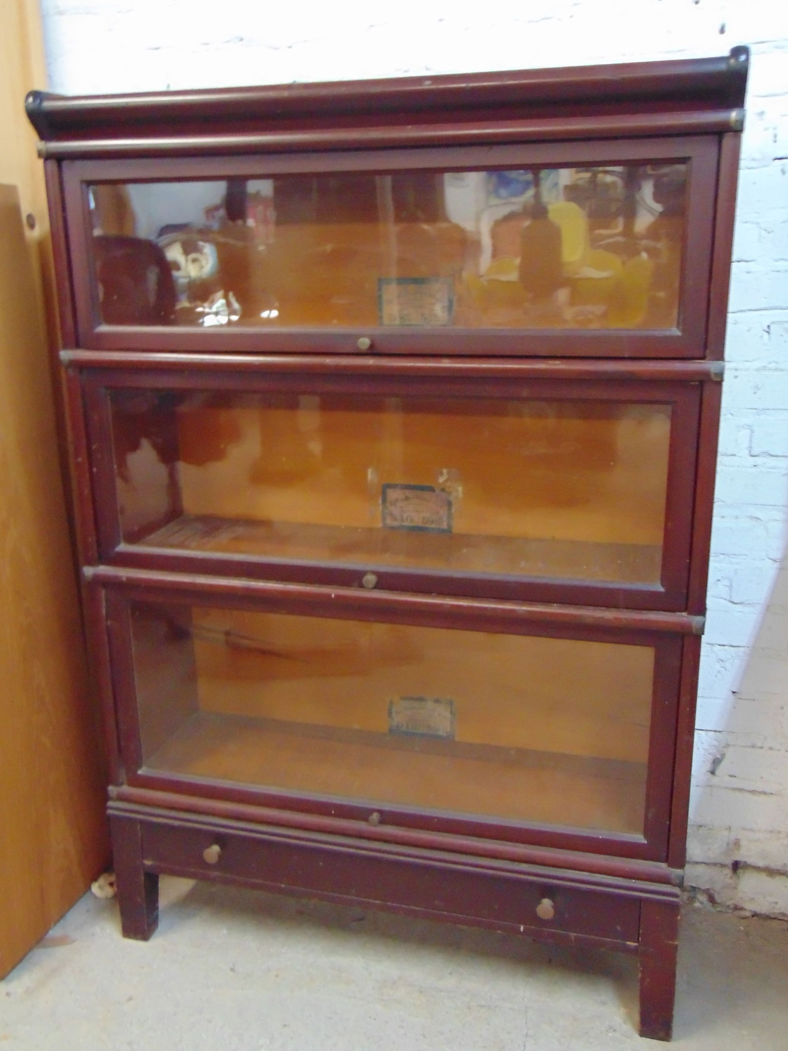 MAHOGANY STACK BOOKCASE, 3 SECTIONS
