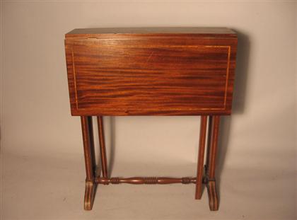 Mahogany Sunderland table    with