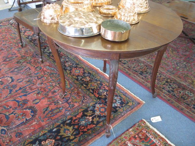 Mahogany Table round top 36''