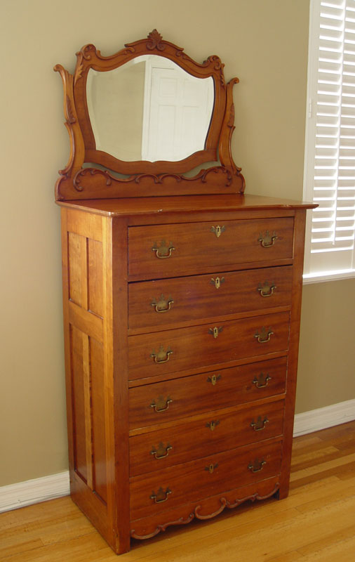 MAHOGANY TALL CHEST WITH MIRROR:
