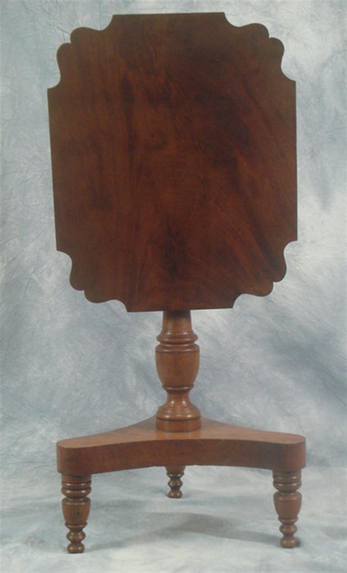 Mahogany tilt top Federal candle