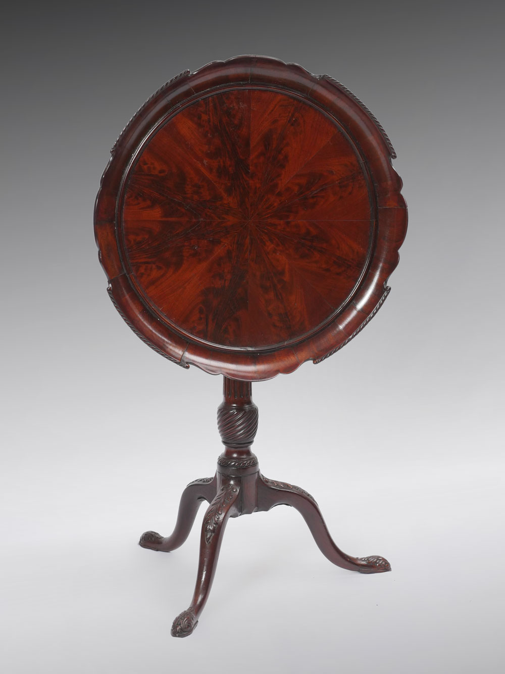 MAHOGANY TILT TOP PIE CRUST