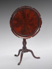 MAHOGANY TILT TOP PIE CRUST TA