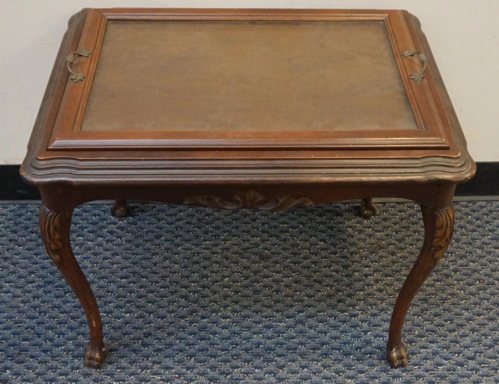 MAHOGANY TRAY TOP COCKTAIL