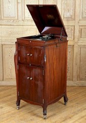 MAHOGANY VICTROLA BY VICTOR TA