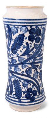 MAIOLICA BLUE AND WHITE EARTHE