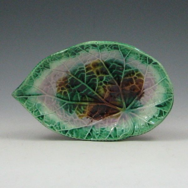 Majolica Begonia Leaf Dish unmarked