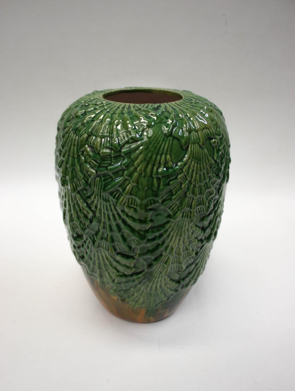 MAJOLICA GLAZED VASEMAJOLICA GLAZED