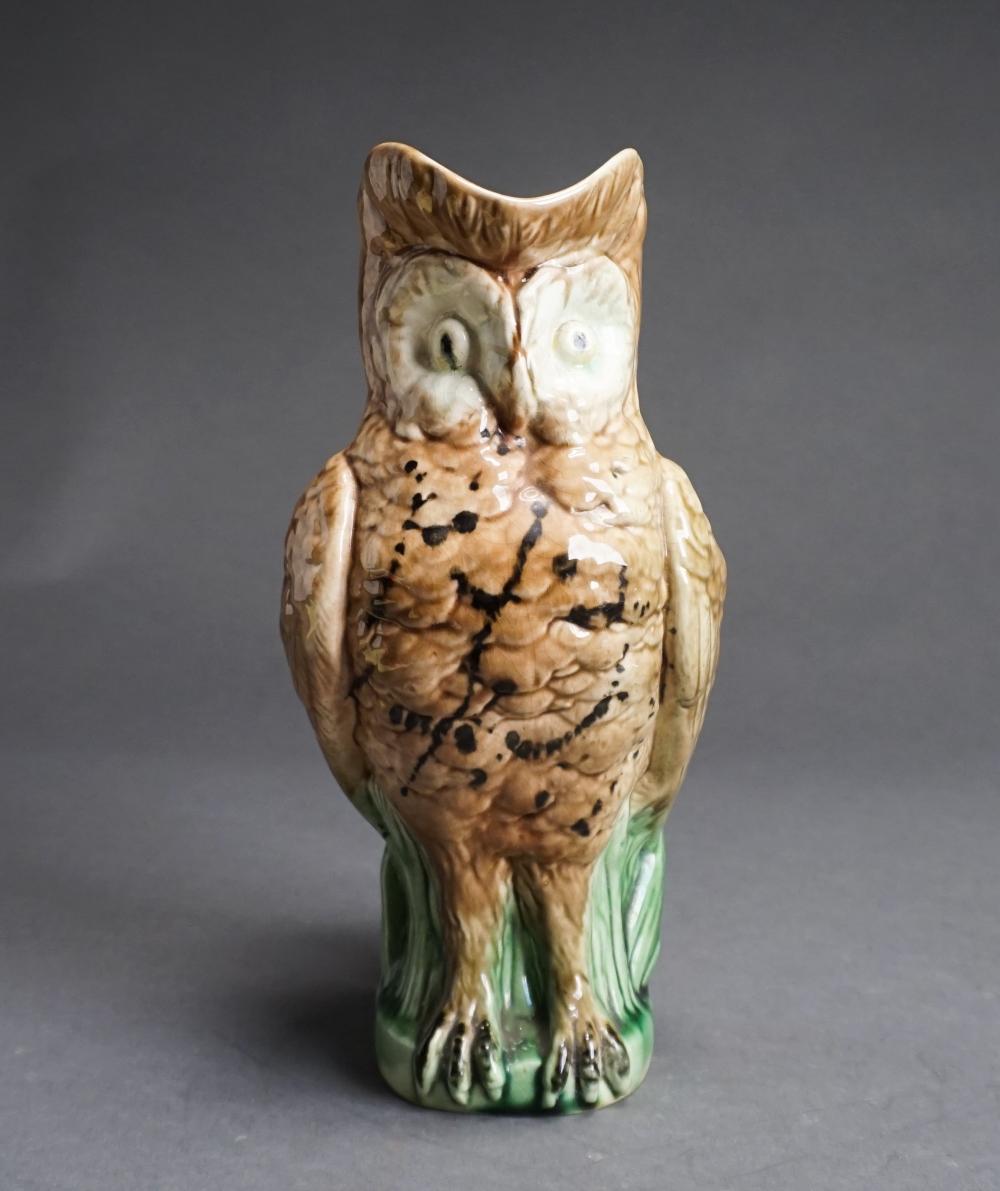 MAJOLICA OWL-FORM PITCHER, H: 10