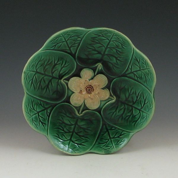 Majolica Pond Lily Plate unknown