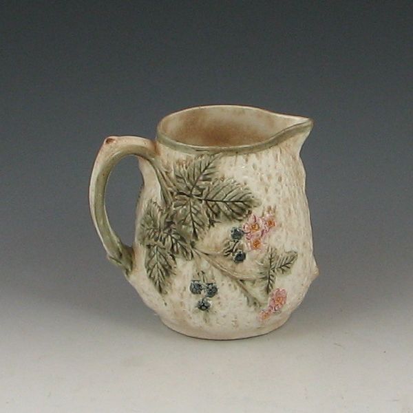 Majolica Wedgewood Blackberry