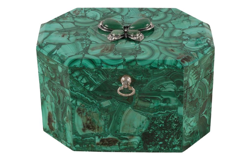 MALACHITE OCTAGONAL BOXwith stone