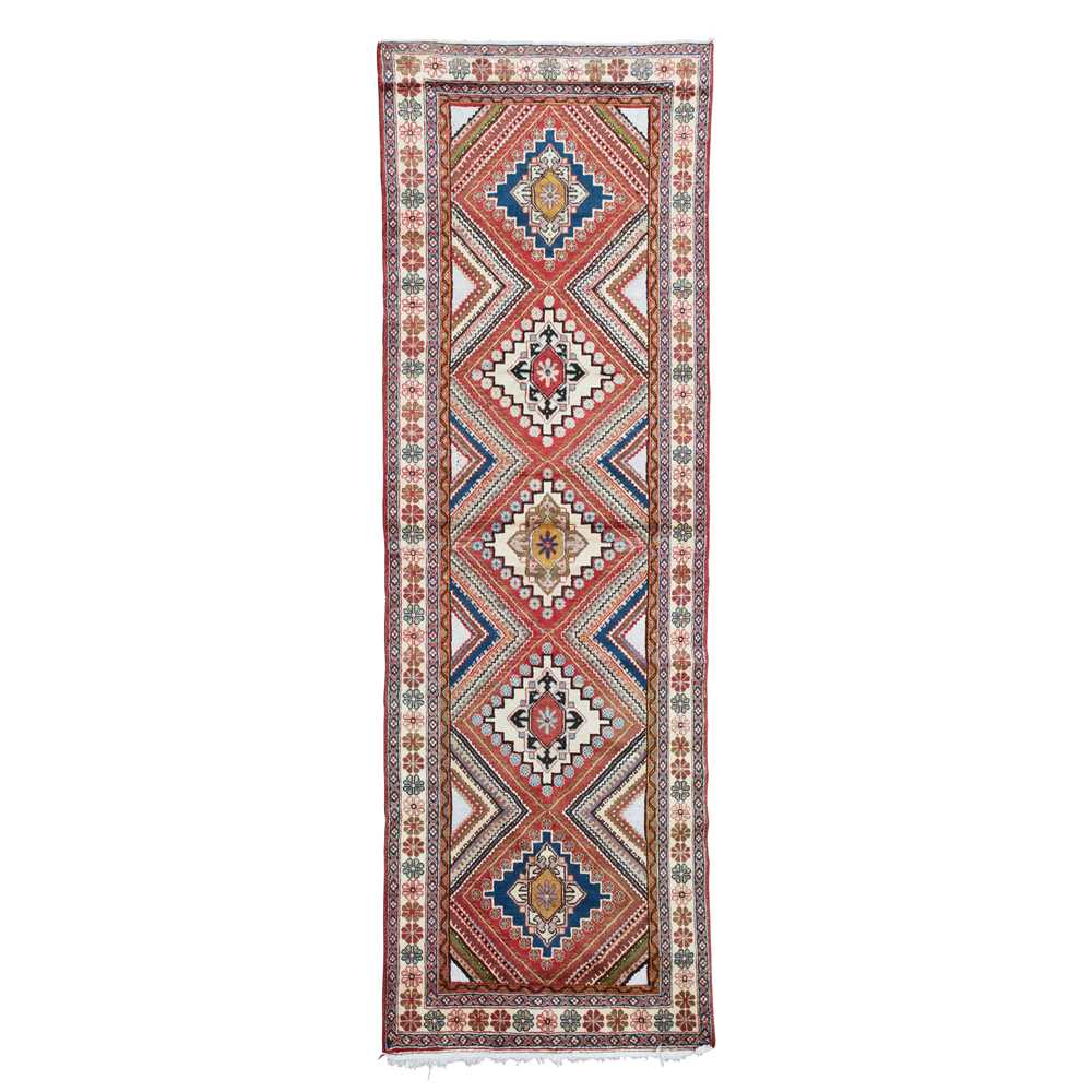 MALAYER PART SILK RUNNER WEST