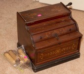 MANDOLINA MUSIC BOX Includes a
