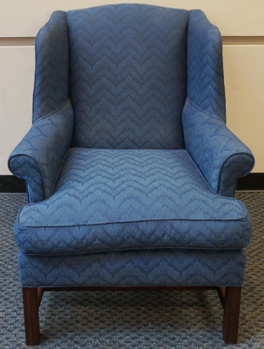 MANOR TRADITIONS CHIPPENDALE