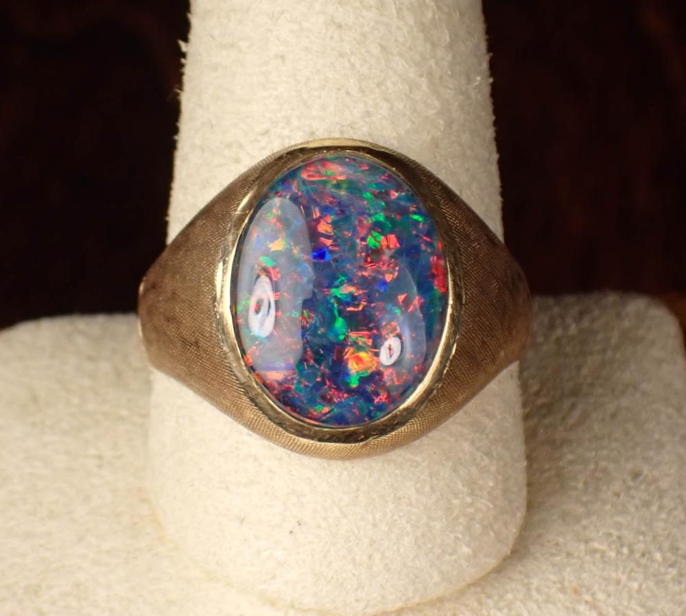 MAN'S OPAL TRIPLET AND FOURTEEN