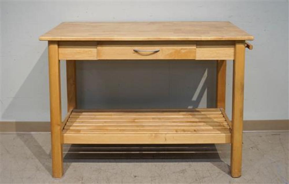 MAPLE KITCHEN TABLEMaple Kitchen