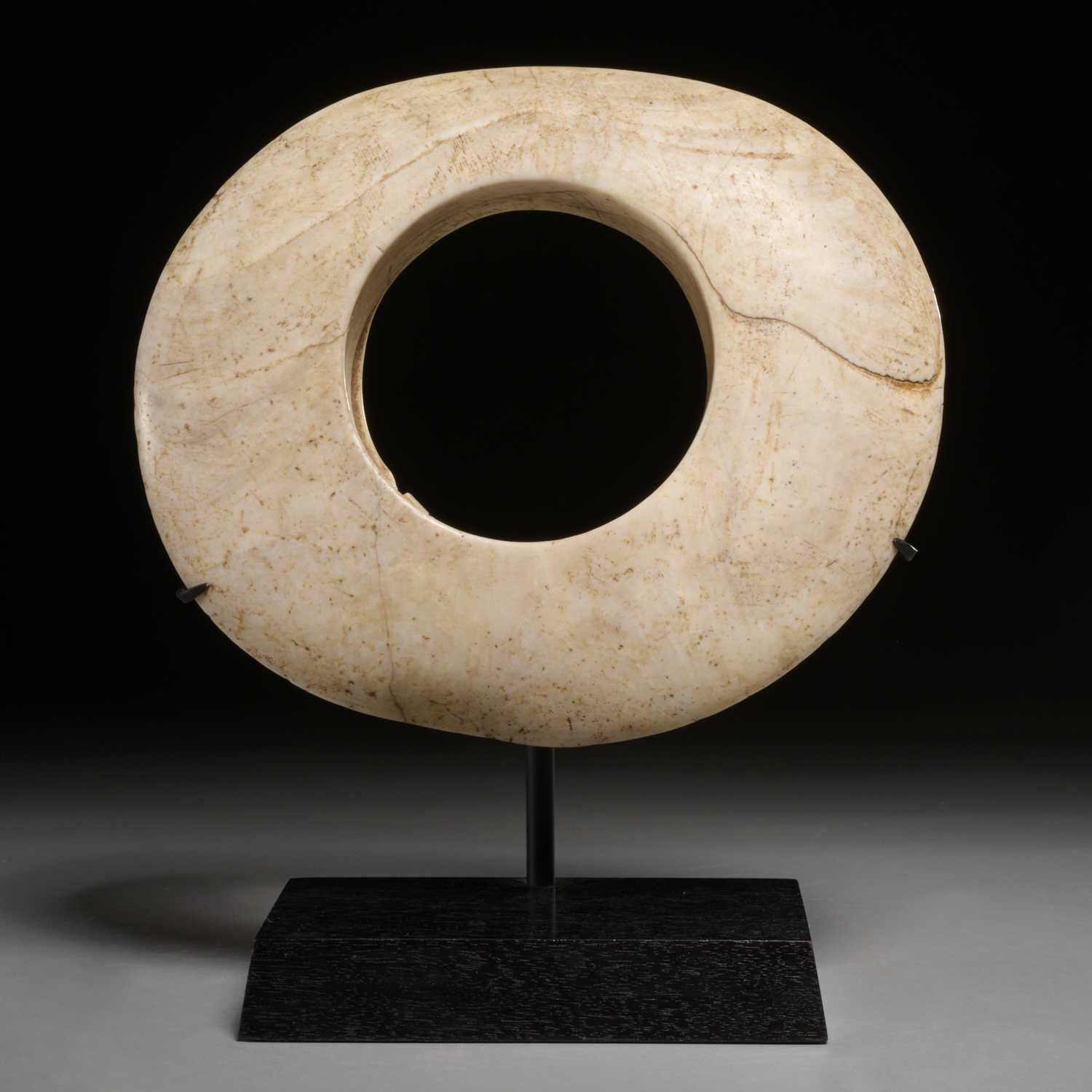 MAPRIK PEOPLES, LARGE YUA WENGA