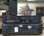 MARANTZ CD PLAYER AND JVC CASS