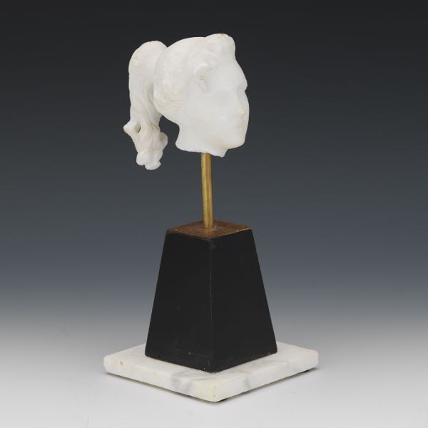 MARBLE CLASSICAL BEAUTY HEAD ON