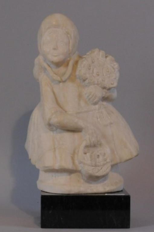 MARBLE SCULPTURE ON A MARBLE