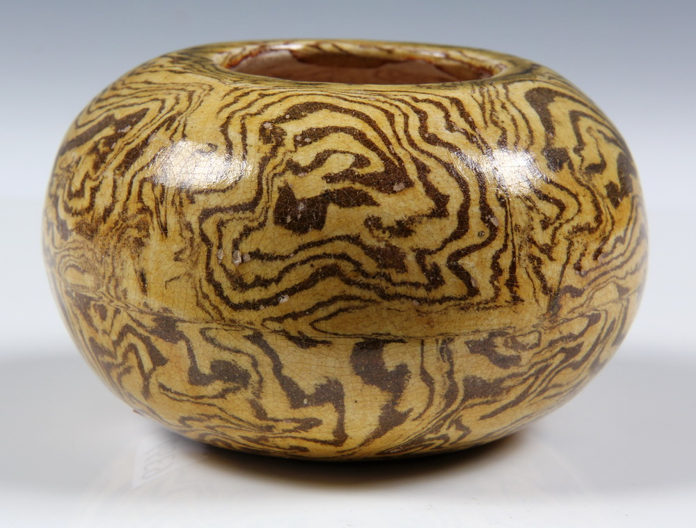 MARBLED POTTERY JAR - Chinese