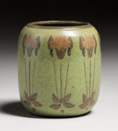 MARBLEHEAD POTTERY VASE HANNAH