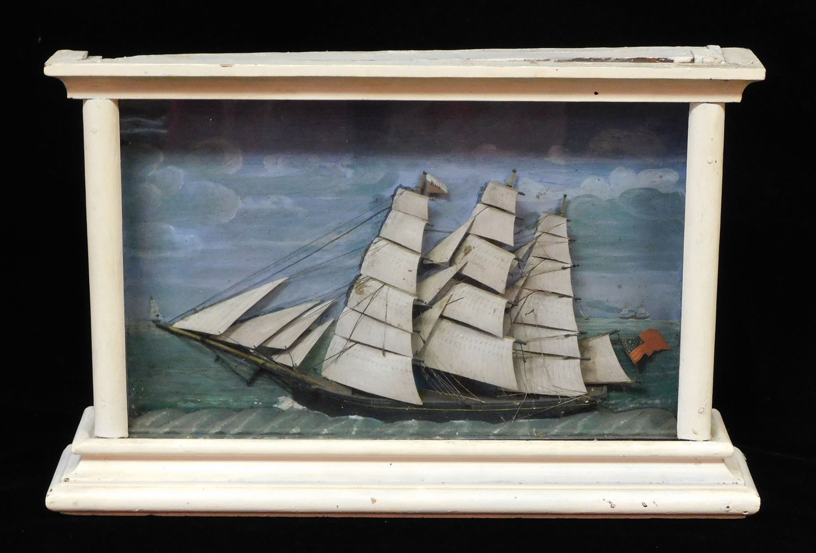 +MARITIME DIORAMA IN WHITE
