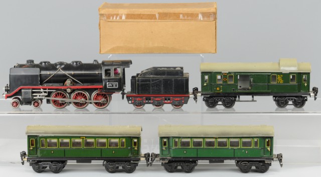 MARKLIN 66/12920 ENGINE AND THREE
