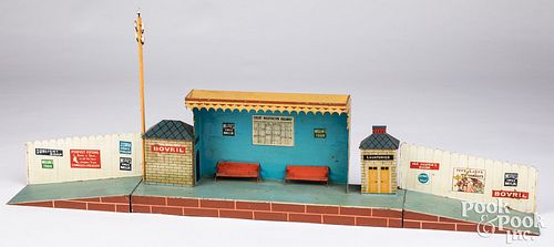 MARKLIN STATION FOR BRITISH