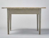 MARLBANK TAPERED LEG TABLEA ta
