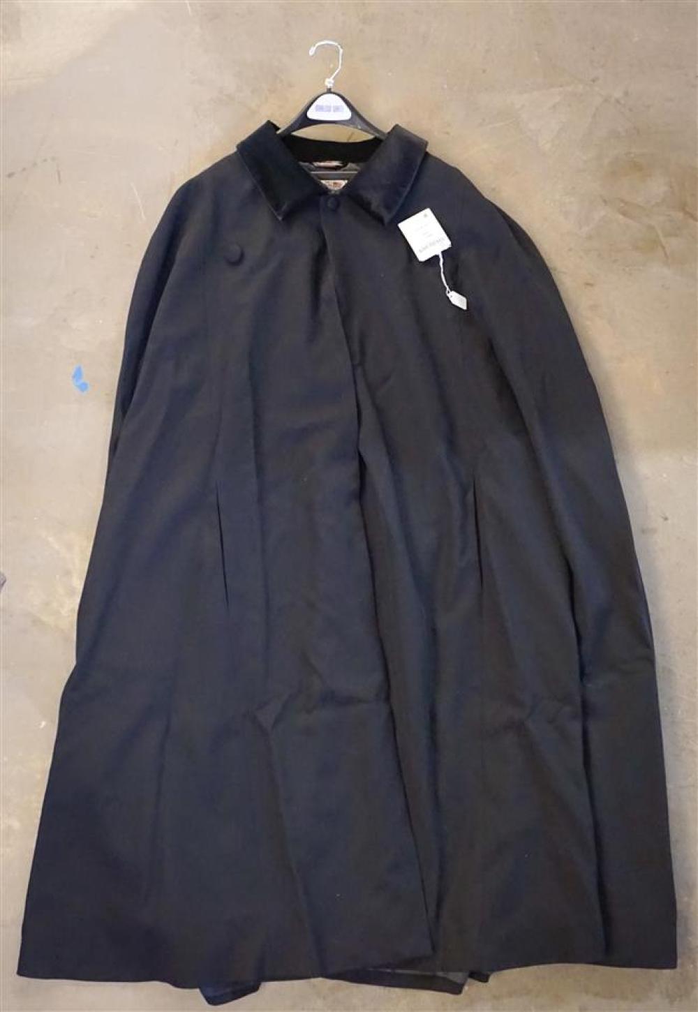 MARLOW WHITE MAN'S CAPE WITH