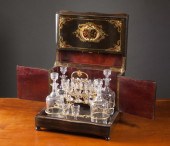 MARQUETRY CAVE A LIQUEUR SET.