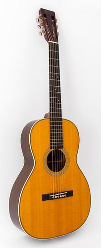 MARTIN ACOUSTIC GUITAR MODEL