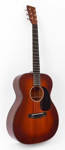 MARTIN ACOUSTIC GUITAR MODEL