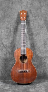 MARTIN & COMPANY T-1 TENOR UKU