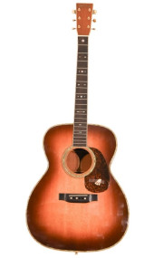 MARTIN CUSTOM ACOUSTIC GUITAR