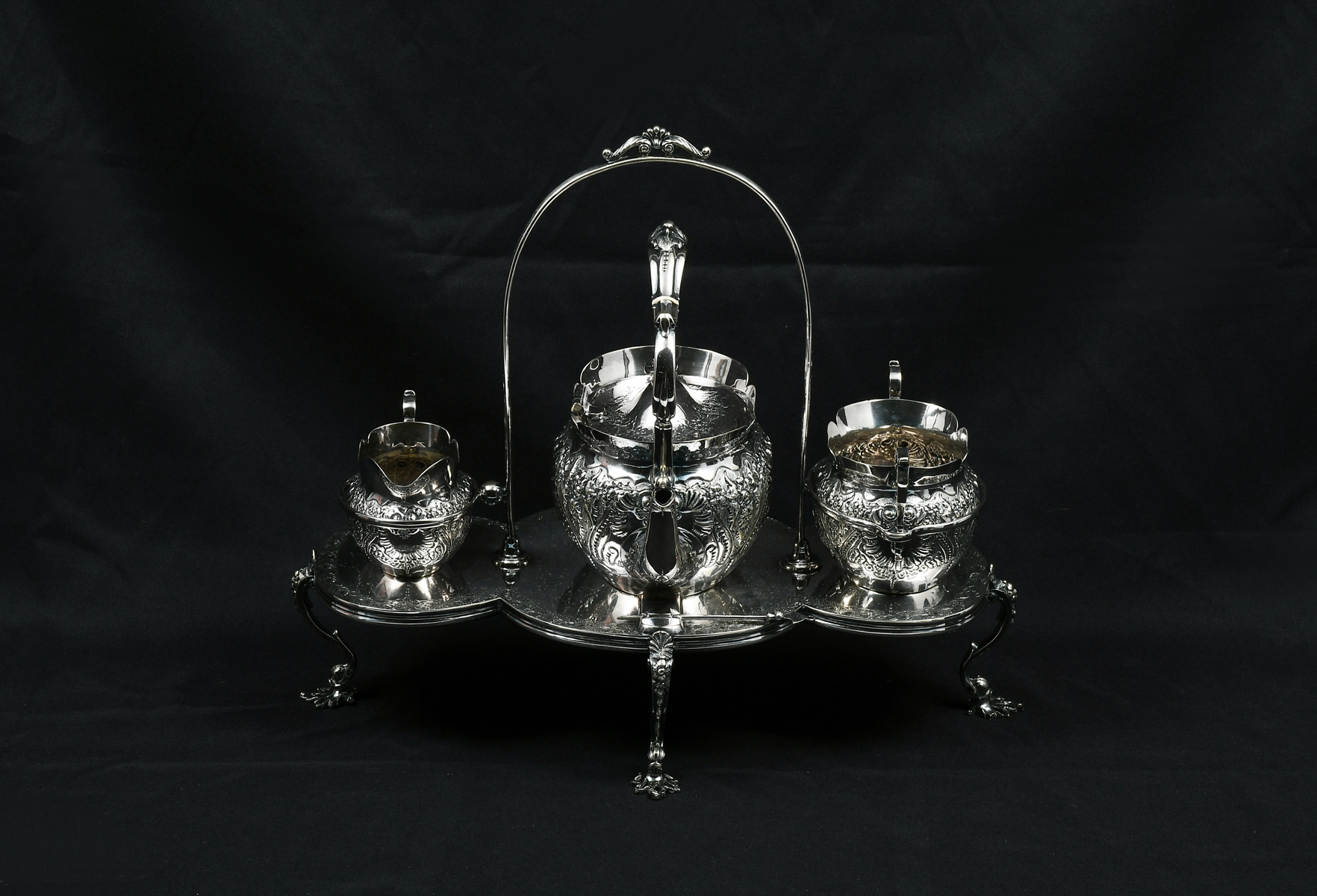MARTIN & HALL SILVER PLATED TILTING