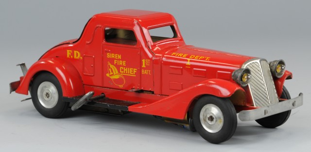 MARX FIRE CHIEF CAR C. 1930 pressed