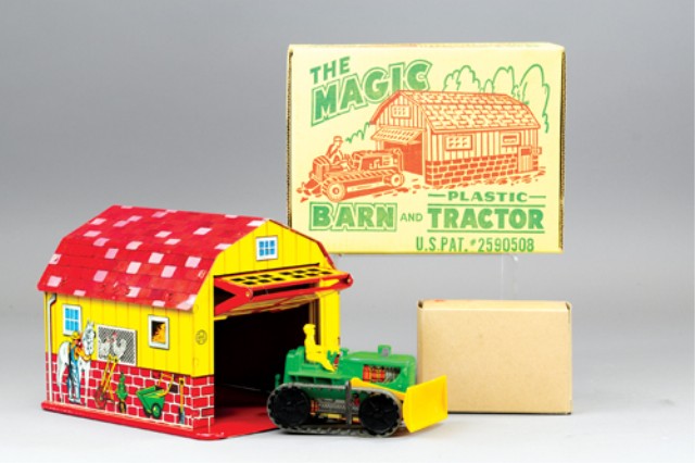 MARX MAGIC BARN WITH TRACTOR
