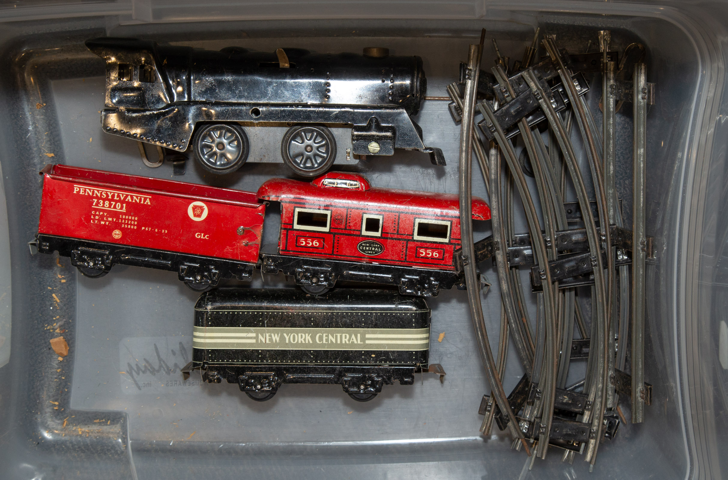 MARX WIND UP TRAIN SET Includes