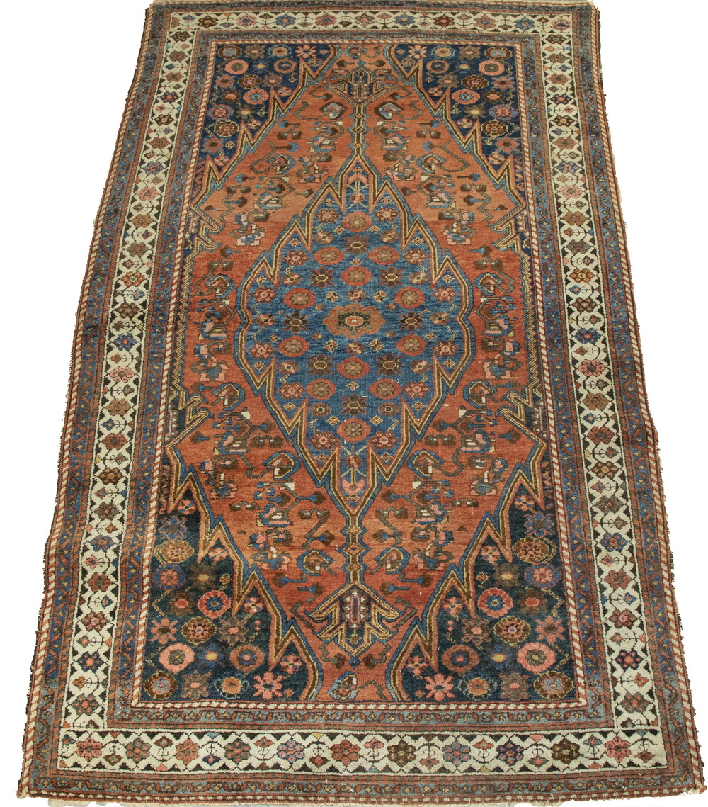 MASLINGHAN RUG (3'8" X 6')