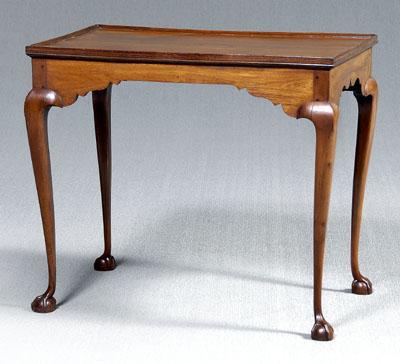 Massachusetts Chippendale tea table